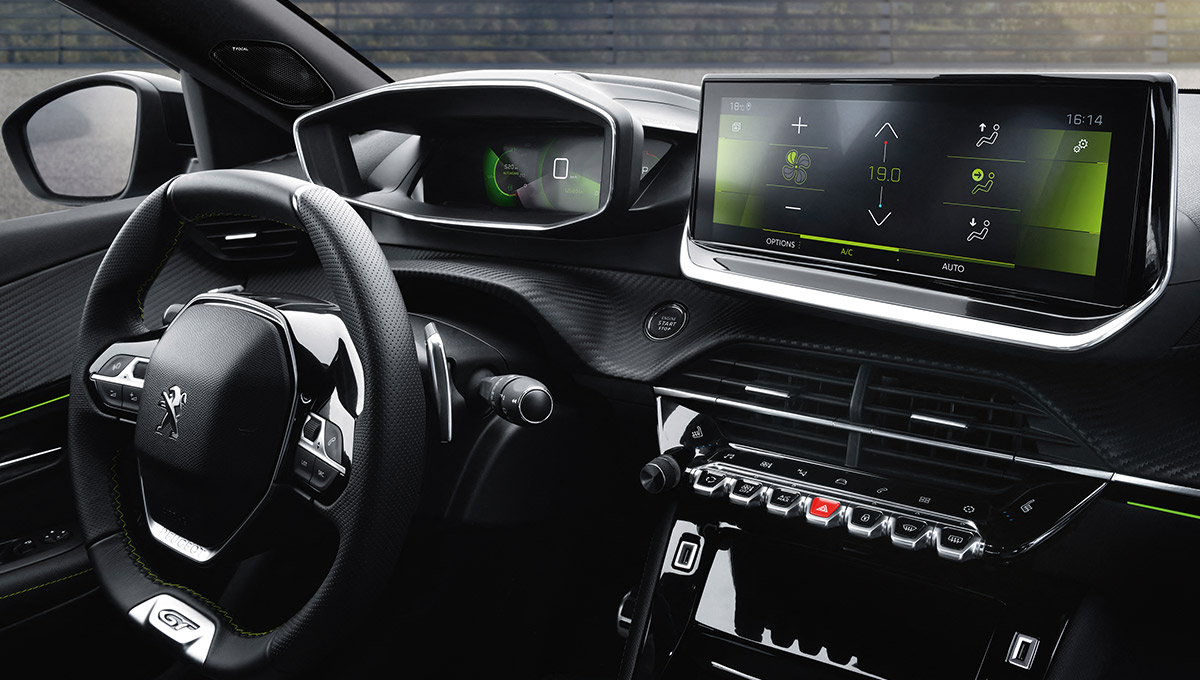 PEUGEOT 208